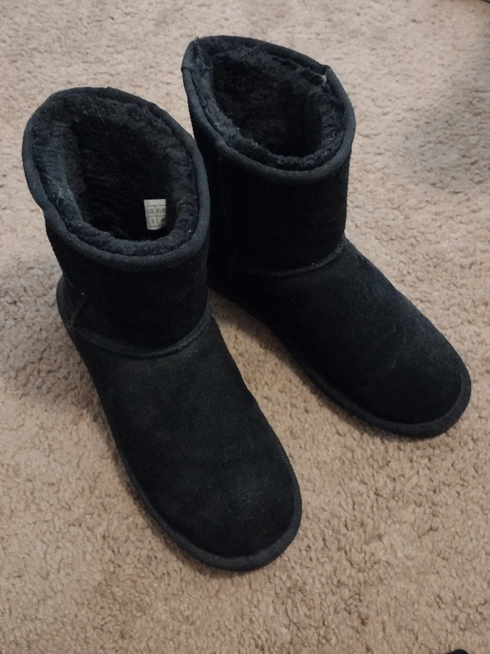 Pull On Black Ugg-Style Boots